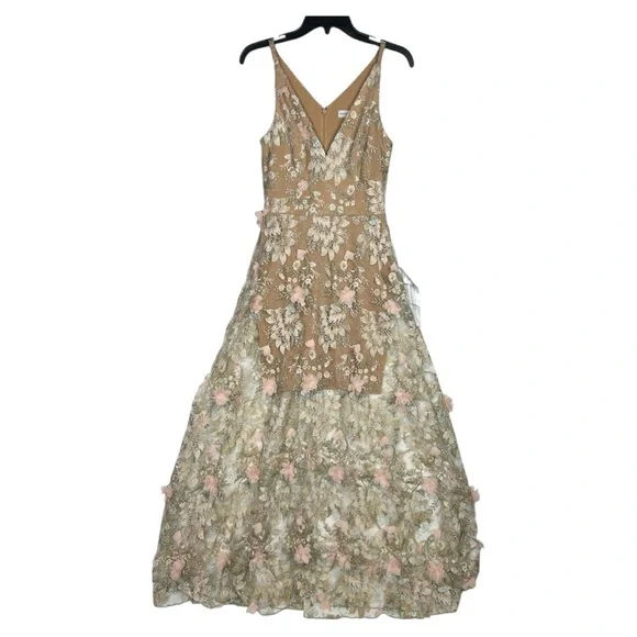 dress the population sidney deep v-neck 3d lace gown Dress The Population Sidney Gown - White